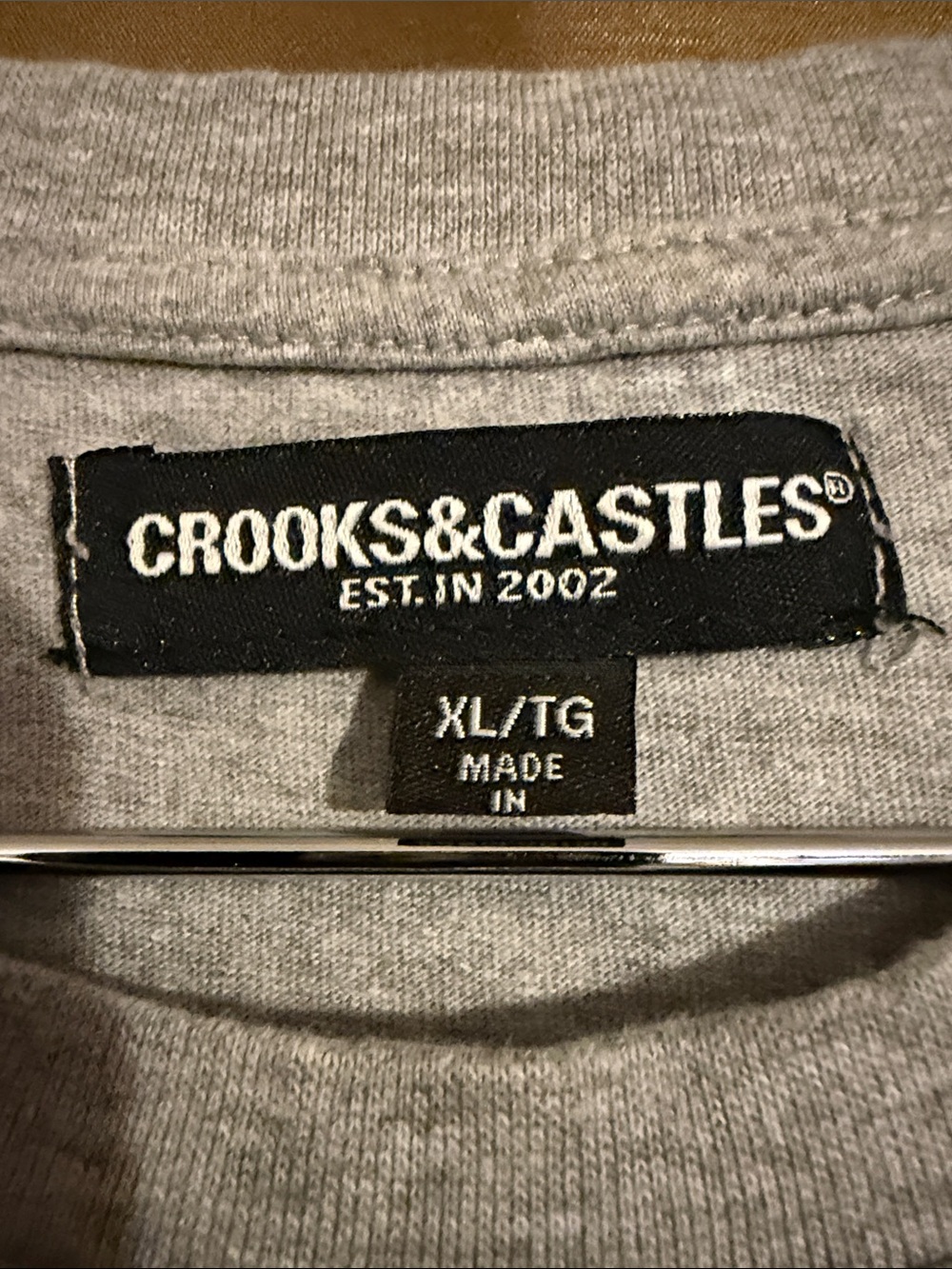 Vintage Y2K Crooks & Castles Gray Tee with Black Graphic and Red Script - Picture 5 of 5